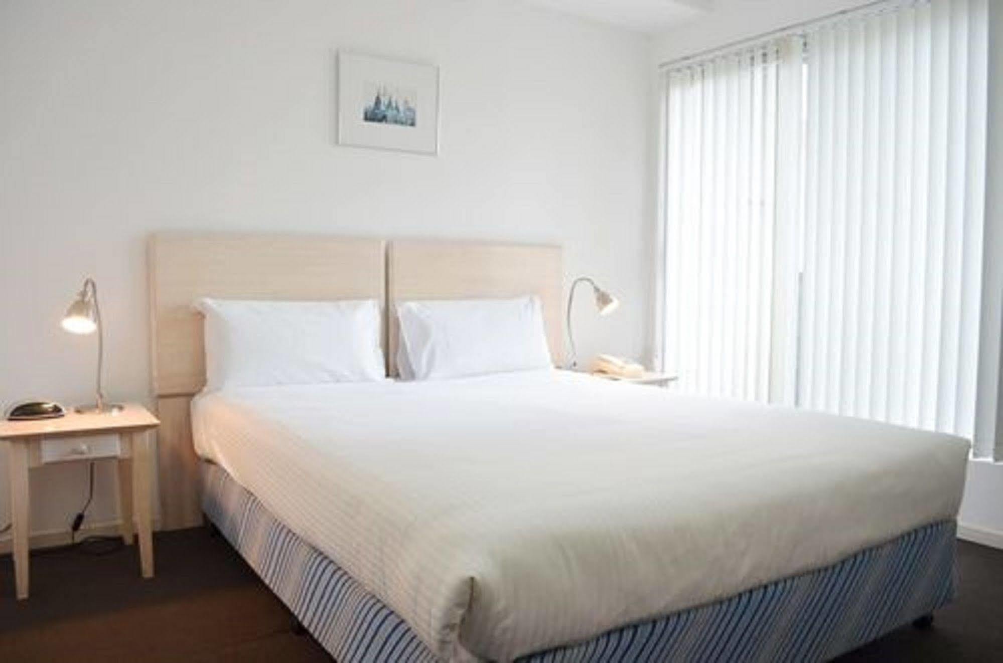 Aparthotel Adara Franklin Melbourne City Exterior foto